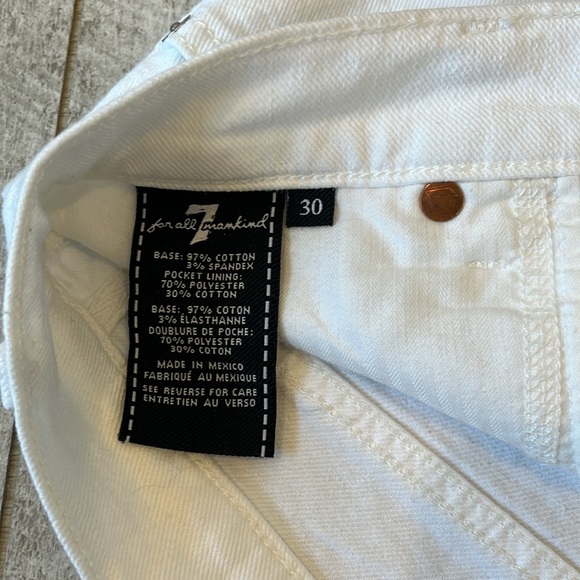 7 For All Mankind White Denim Frayed Shorts Size 30 - Picture 6 of 7